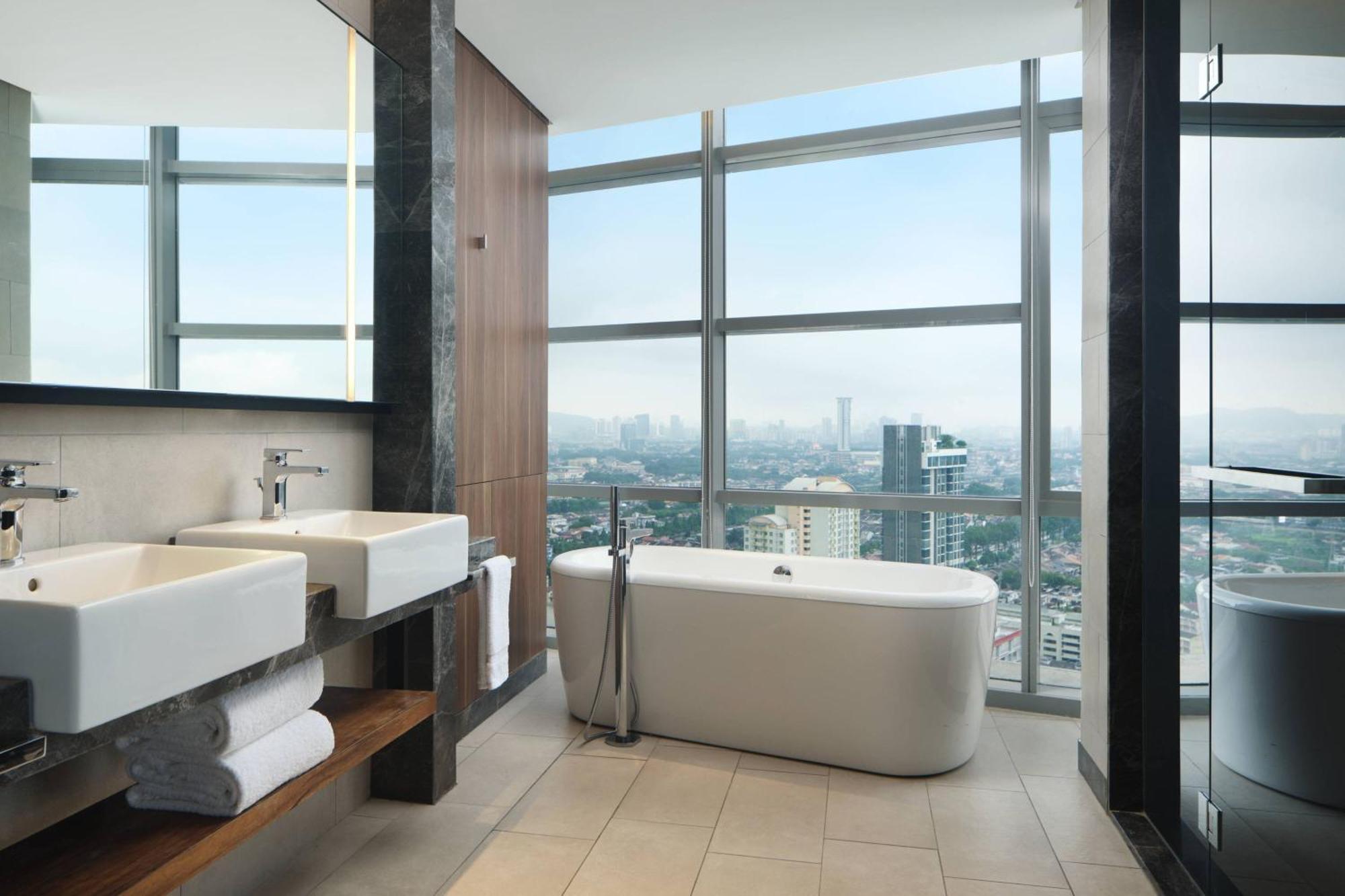Le Meridien Petaling Jaya Esterno foto