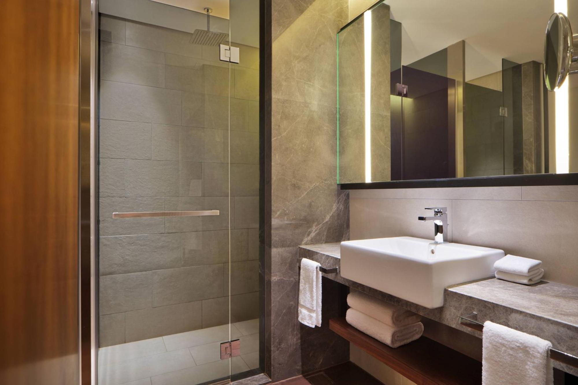 Le Meridien Petaling Jaya Esterno foto